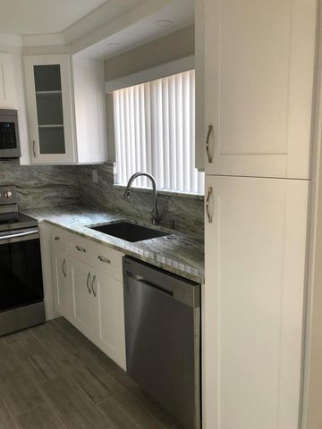 15090 Ashland Place, Delray Beach, FL 33484