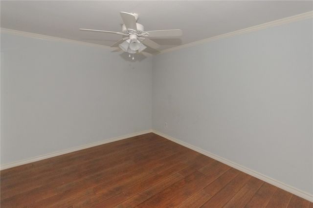 1815 Live Oak Dr, Portland, TX 78374
