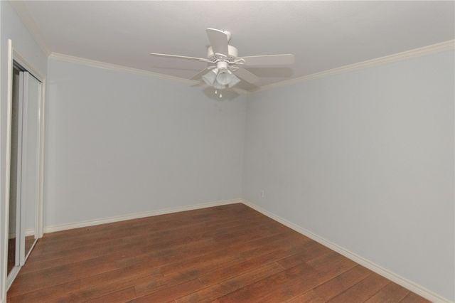 1815 Live Oak Dr, Portland, TX 78374