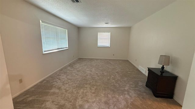 507 NW 40th, Lawton, OK 73505