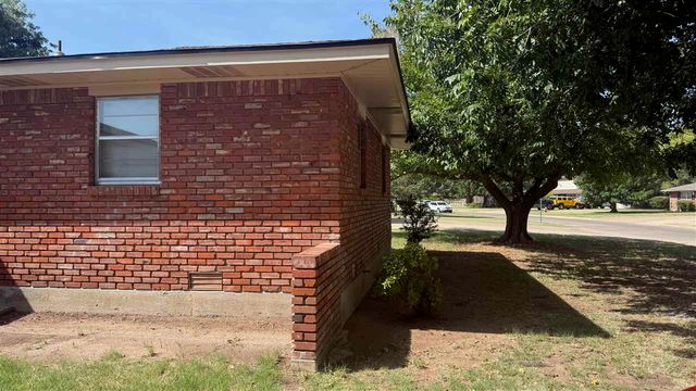 507 NW 40th, Lawton, OK 73505