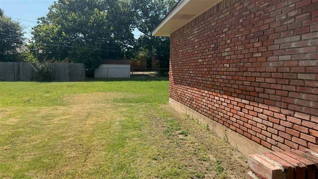 507 NW 40th, Lawton, OK 73505
