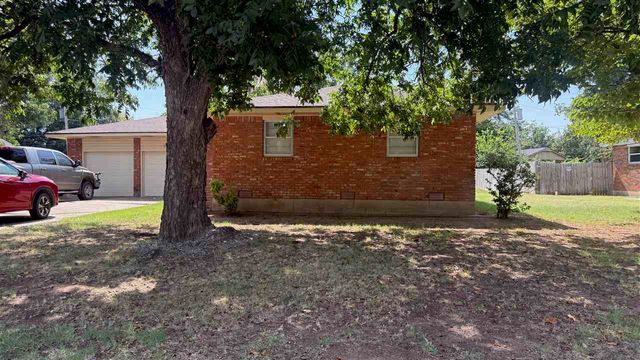 507 NW 40th, Lawton, OK 73505