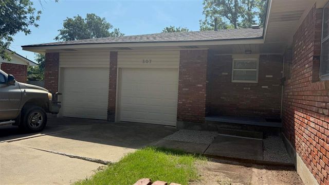 507 NW 40th, Lawton, OK 73505