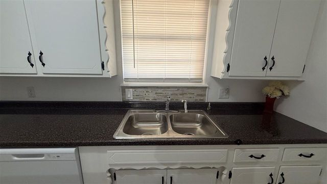 507 NW 40th, Lawton, OK 73505