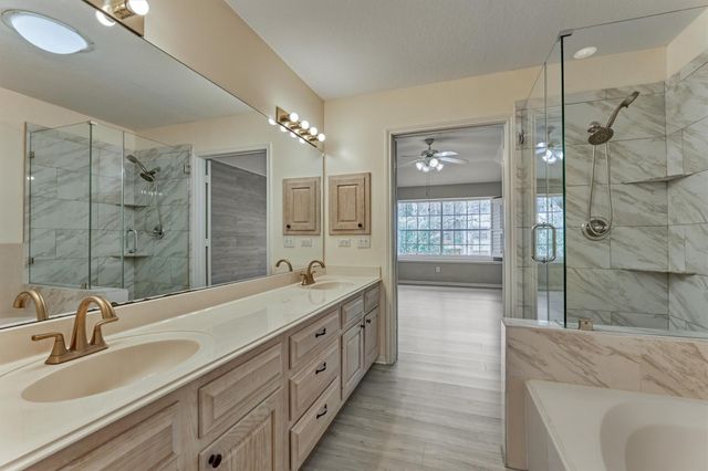 14420 Walters Road 26, Houston, TX 77014