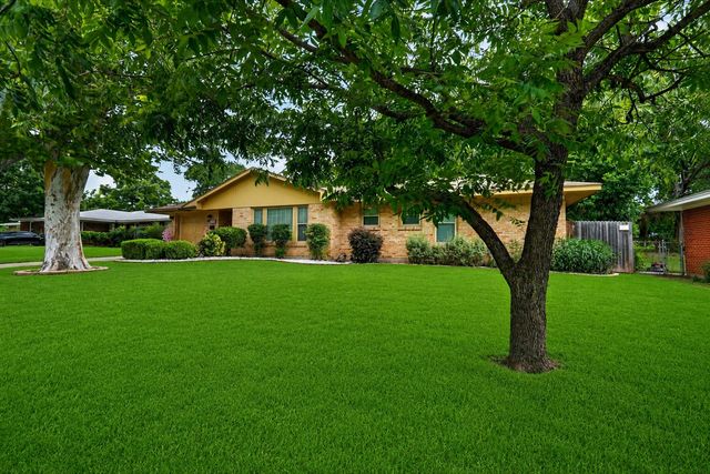 3636 Charles Street, North Richland Hills, TX 76180