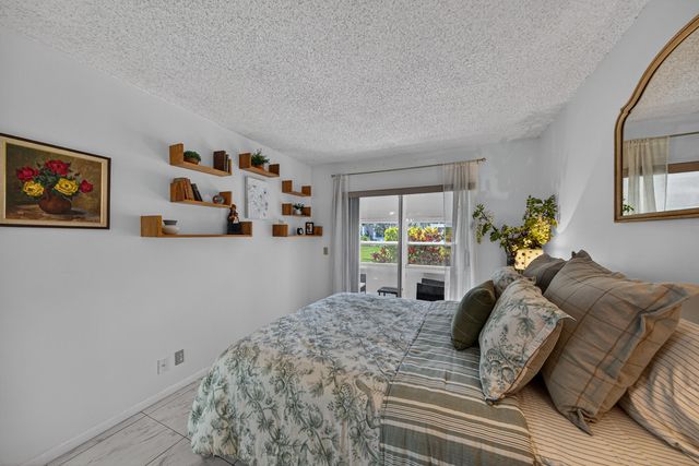 21 Harwood B, Deerfield Beach, FL 33442