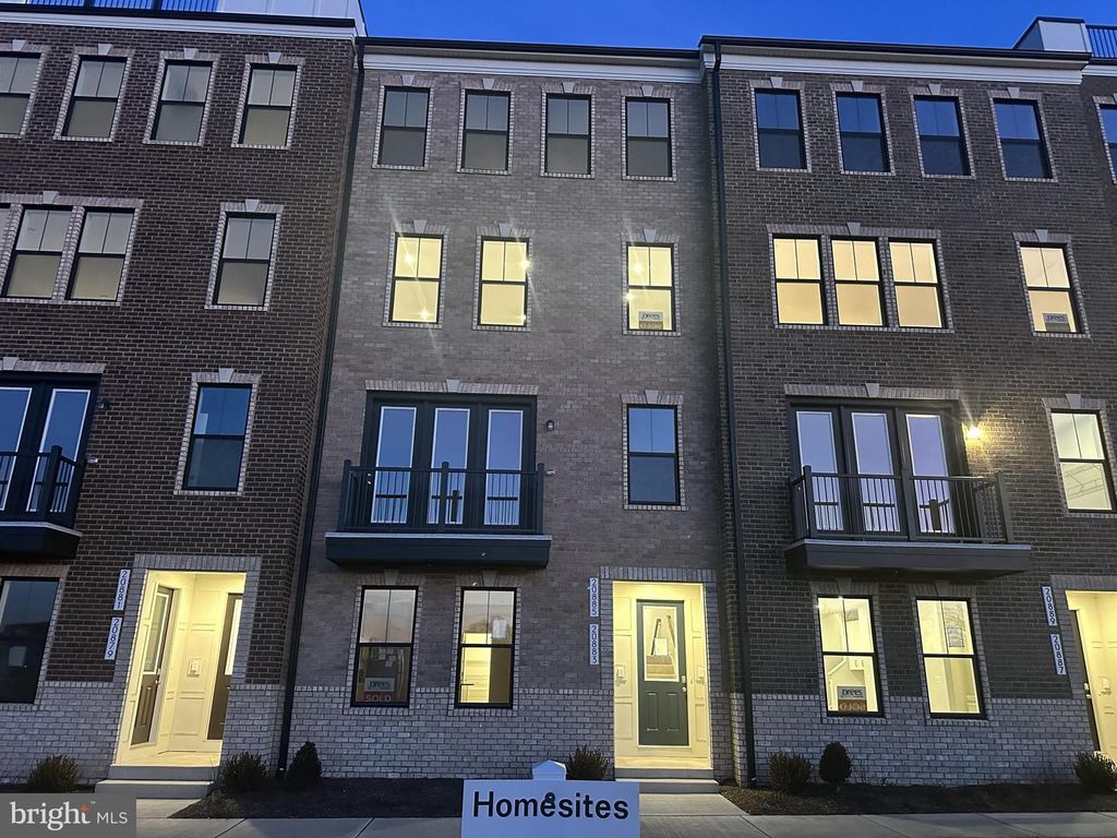 20885 MURRY FALLS TER, Ashburn, VA 20147