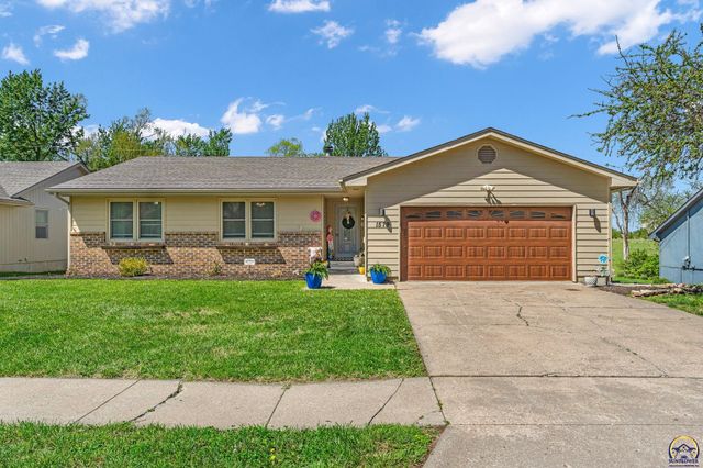 1579 SW Cheyenne Hills RD, Topeka, KS 66604