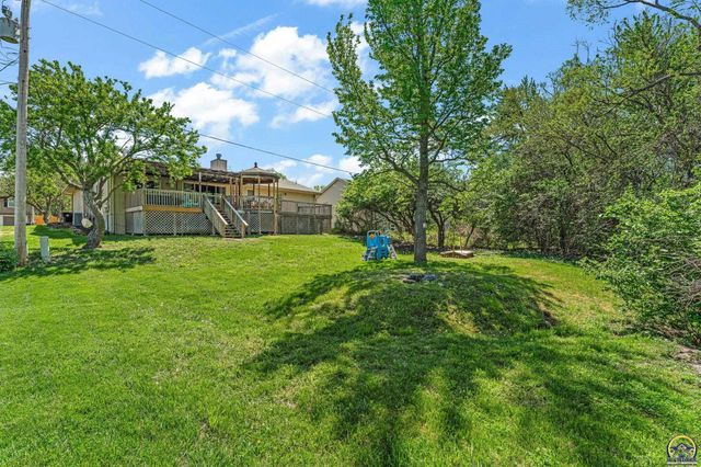 1579 SW Cheyenne Hills RD, Topeka, KS 66604