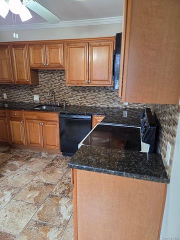 40-171 W 4th Street 171, Patchogue, NY 11772