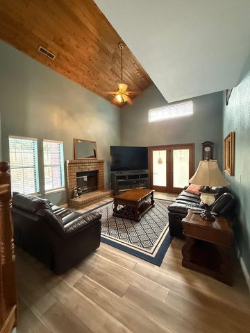 2809 Fleming Ct, Modesto, CA 95356