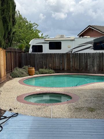 2809 Fleming Ct, Modesto, CA 95356