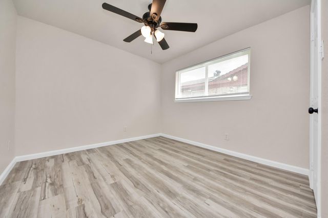 5619 Newquay Street, Houston, TX 77085