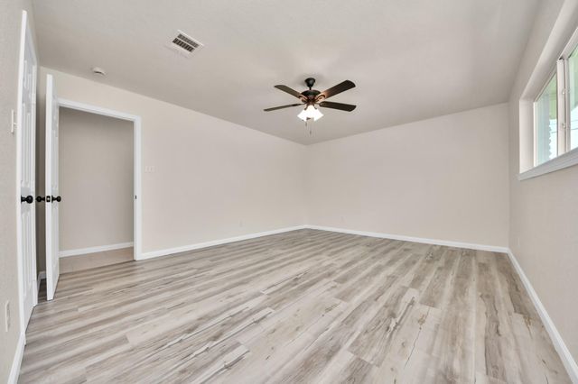 5619 Newquay Street, Houston, TX 77085