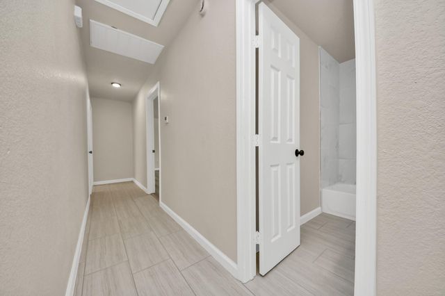 5619 Newquay Street, Houston, TX 77085