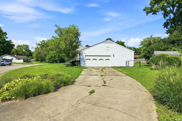 2205 Miami Trail, West Lafayette, IN 47906