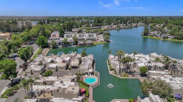 6428 Embarcadero Dr, Stockton, CA 95219