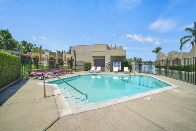 6428 Embarcadero Dr, Stockton, CA 95219