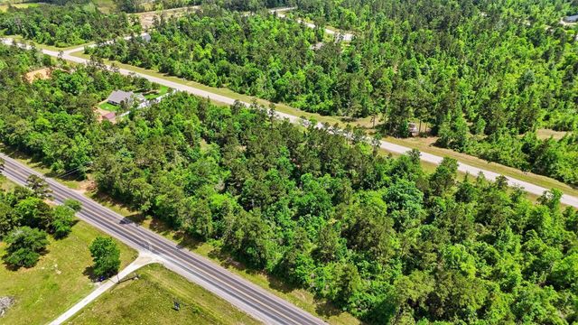 323 Iron Horse Road, Willis, TX 77358