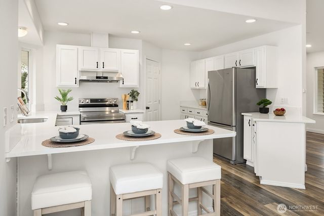 7547 NE 200th Street, Kenmore, WA 98028