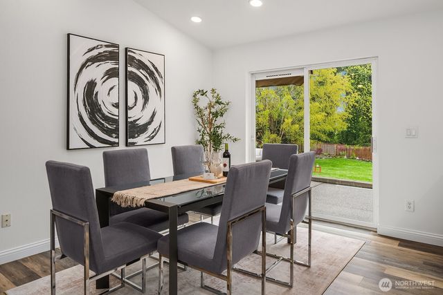 7547 NE 200th Street, Kenmore, WA 98028
