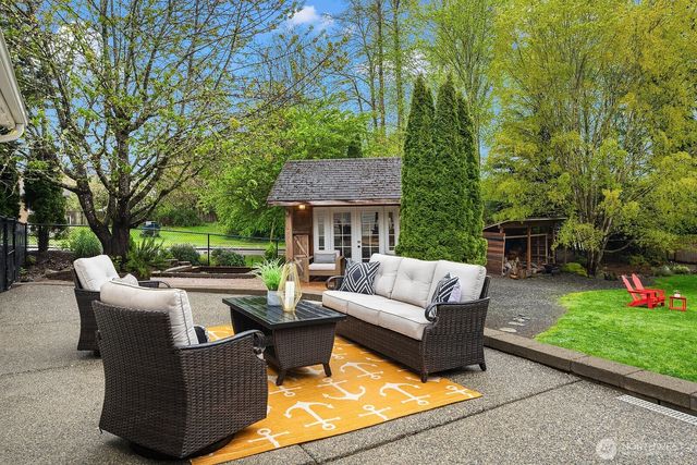 7547 NE 200th Street, Kenmore, WA 98028