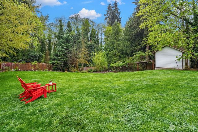 7547 NE 200th Street, Kenmore, WA 98028