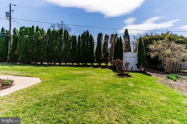 1911 COLUMBIA AVE, Camp Hill, PA 17011