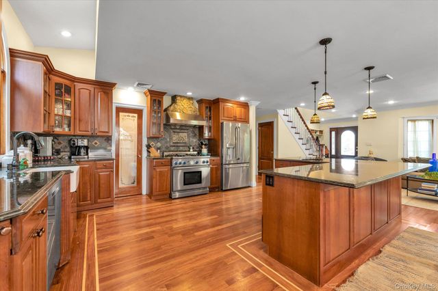 2635 Merrick Avenue, Merrick, NY 11566