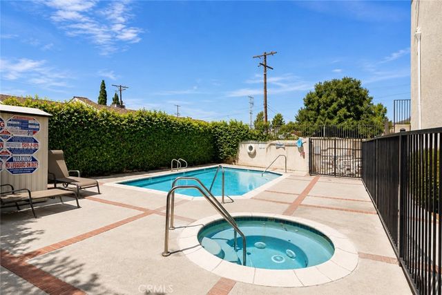 13600 Foothill, Sylmar, CA 91342