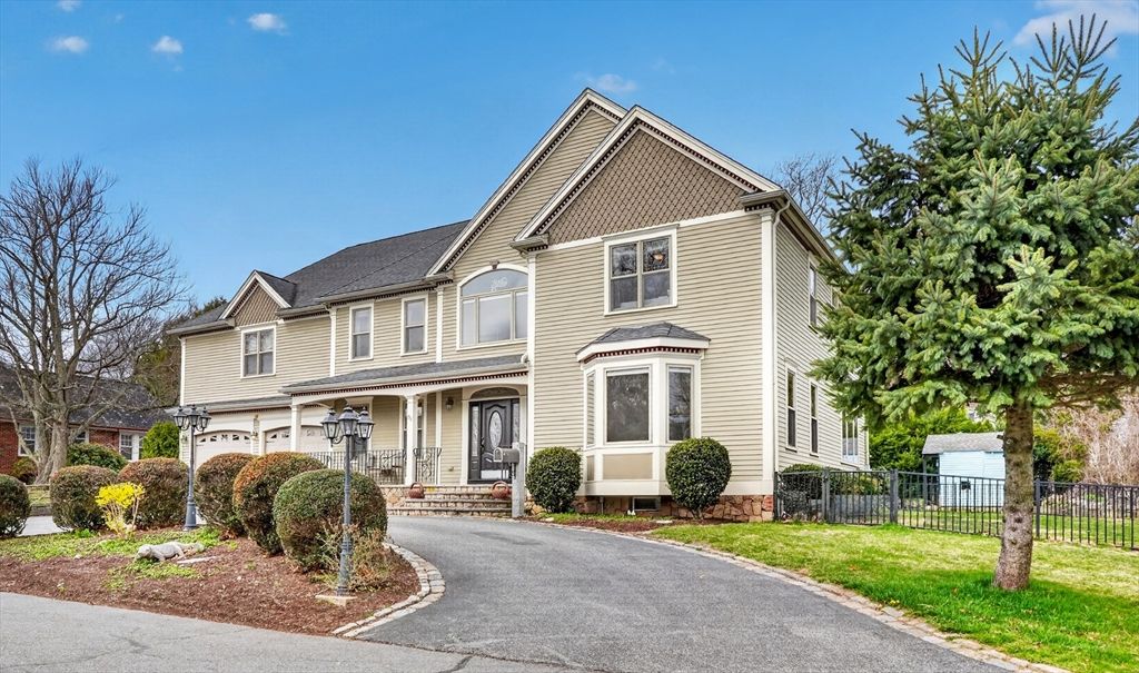 75 Bonney Street, Westwood, MA 02090