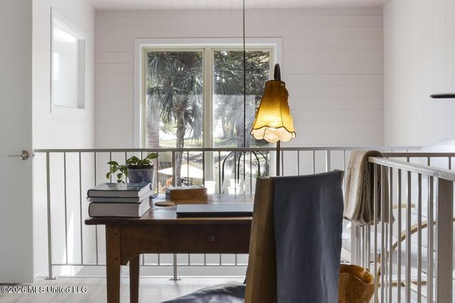 527 Front Beach Drive, 20, Ocean Springs, MS 39564