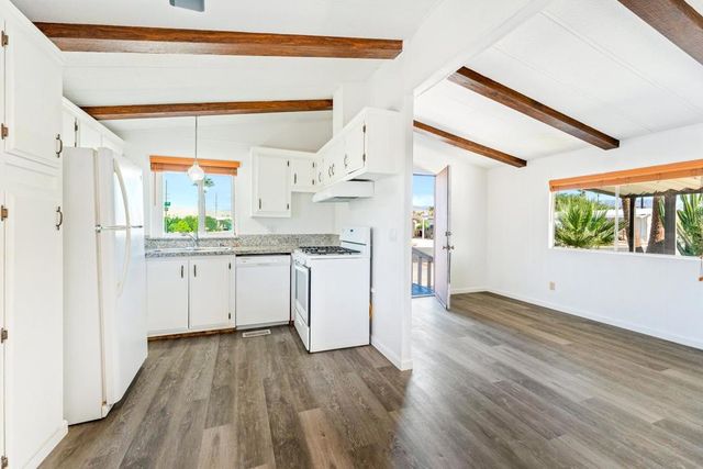 32520 Westchester Drive, Thousand Palms, CA 92276