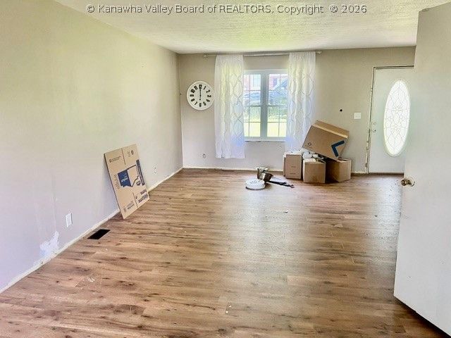 131 Wildwood Drive, Elkview, WV 25071