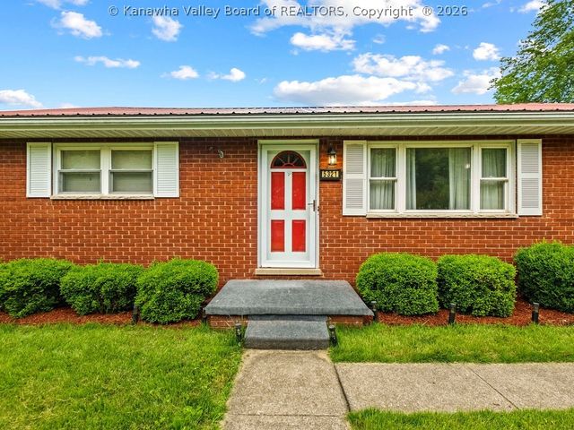 5321 Alpine Drive, Cross Lanes, WV 25313