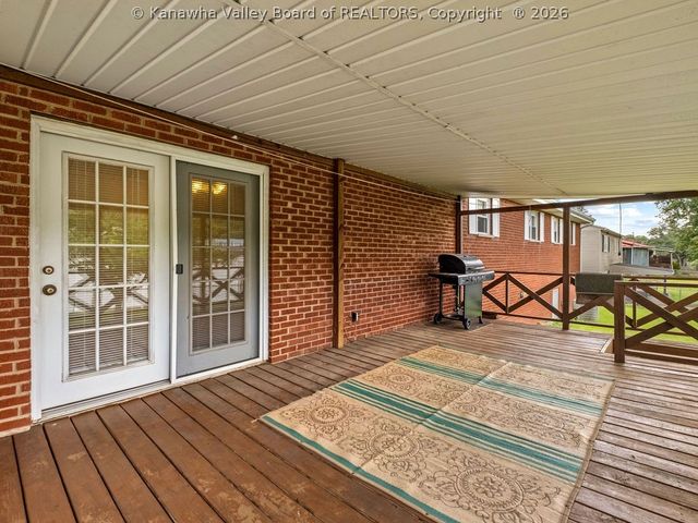 5321 Alpine Drive, Cross Lanes, WV 25313