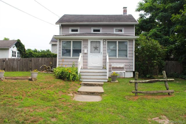 63 Smith Street, Sayville, NY 11782