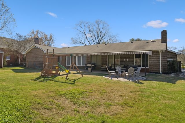 1454 Indian Pl, Murfreesboro, TN 37129