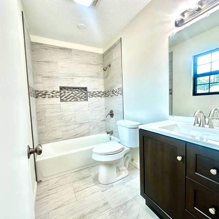 Image 10 of property listing at 1002 Alpha Circle, San Angelo, TX 76903