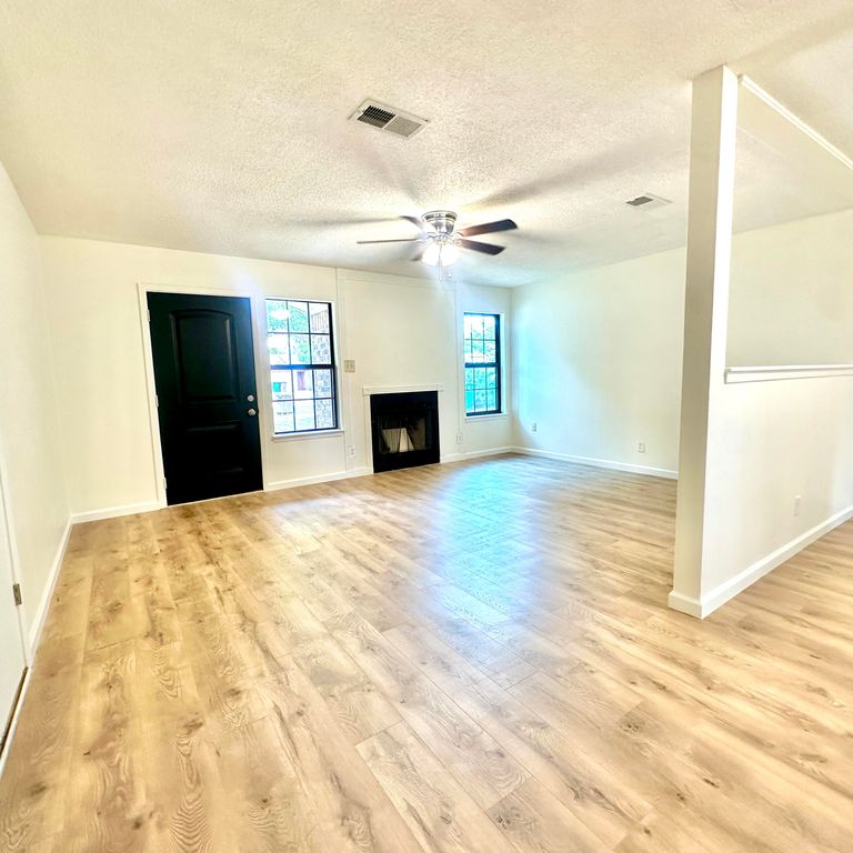 Image 7 of property listing at 1002 Alpha Circle, San Angelo, TX 76903
