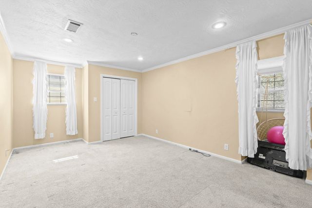 2850 Seattle, Nederland, TX 77627