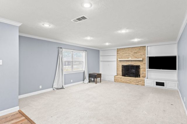 2850 Seattle, Nederland, TX 77627