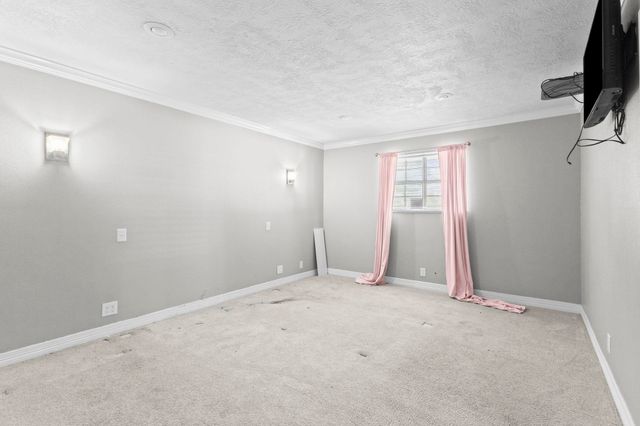 2850 Seattle, Nederland, TX 77627