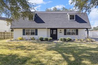 2850 Seattle, Nederland, TX 77627