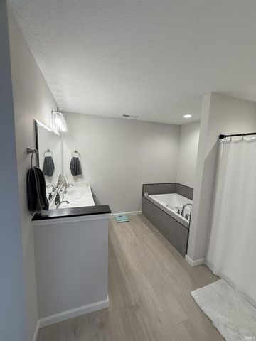 317 Conductor Cove, Garrett, IN 46738