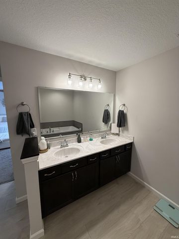 317 Conductor Cove, Garrett, IN 46738