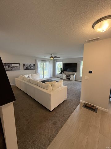 317 Conductor Cove, Garrett, IN 46738