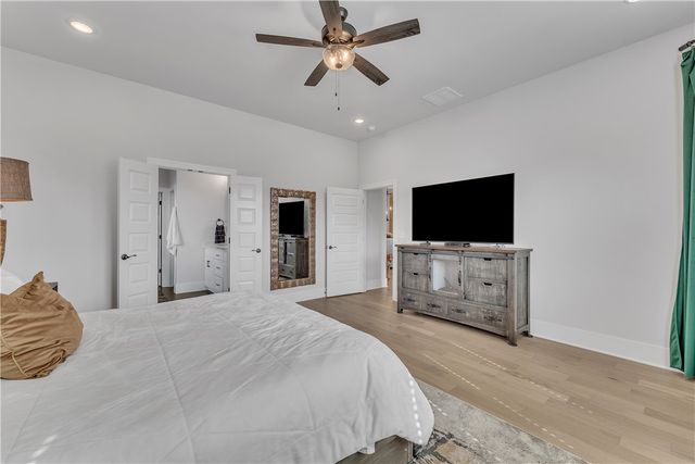 2703 20th Place, Rogers, AR 72758